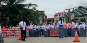 DPRD Kaltim Digruduk Siswa SMAN 10, Tolak Pemindahan Gedung Sekolah