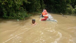 Speed Boat Rombongan Pengantar Jenazah Terbalik di Sungai Mahakam, Seluruh Penumpang Selamat