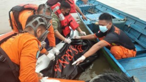 Jasad Pria yang Alami Epilepsi Saat Mandi di Sungai Mahakam Ditemukan Sejauh 1,86 Kilometer