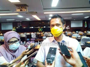 Kebijakan Naiknya Harga Pertamax Memberatkan Rakyat