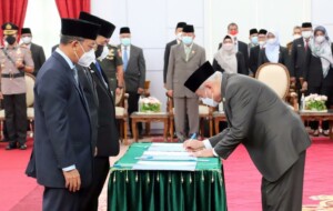 Gubernur Kaltim Rotasi 14 Jabatan Kepala OPD