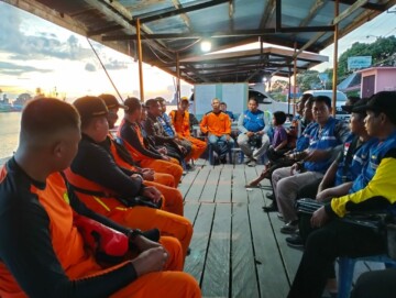 Perahu Ketinting “Adu Banteng”, Seorang Motoris Tenggelam di Sungai Mahakam