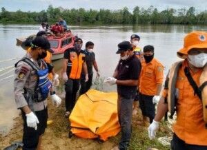 Jasad Nahkoda Kapal Tug Boat Tenggelam di Kubar Ditemukan