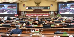 Gelar Paripurna, DPRD Kaltim Kembali Bentuk 4 Pansus