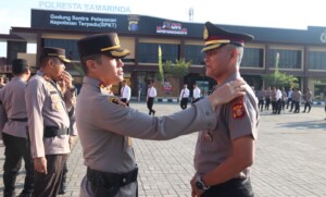 Kapolresta Samarinda Pimpinan Upacara Kenaikan Pangkat Kompol Marsidi