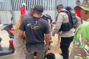 Tak Terima Motornya Mau Digadai, Pemuda Ini Adu Jotos Dengan Ayah Tiri