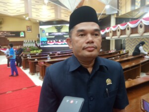 Alokasi Anggaran Pendidikan Kaltim Besar, Hasanuddin Mas’ud Minta Disdikbud Kaltim Perhatikan Seluruh Sekolah