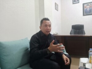 Deni Hakim : Batasi Penggunaan Gadget Pada Anak