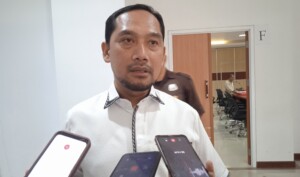 Revitalisasi GOR Segiri, Kapasitas Gedung Disorot