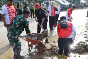 Kukar Semarakkan Bulan Bakti Gotong Royong Masyarakat ke-21