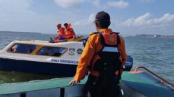 Speedboat Tabrak Kapal Tongkang di Teluk Balikpapan, Satu Tewas dan Satu Hilang