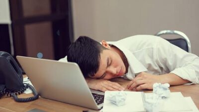 Mengatasi Kelelahan Berkepanjangan, Tips dan Trik Efektif untuk Energi Optimal