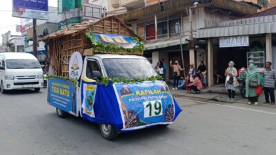 Pawai Ta’aruf Sambut Kedatangan Kafilah MTQ Nasional di Kaltim