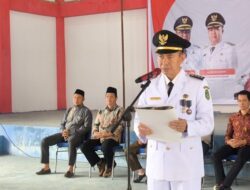 34 Anggota Paskibra Kecamatan Kota Bangun Darat Resmi Dikukuhkan, Camat Tekankan Disiplin dan Cinta Tanah Air