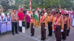 Ribuan Peserta Meriahkan Lomba Gerak Jalan HUT RI ke-80 di Sangasanga, Camat Tekankan Nilai Persatuan