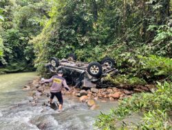 WNA Malaysia Hilang Terseret Arus di Sungai Patek KM 32