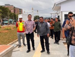 Wali Kota Samarinda Sidak Proyek Teras Samarinda Tahap 2, Ini Catatannya