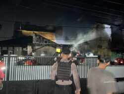 Kebakaran Rumah Samarinda, Polisi Gerak Cepat Evakuasi Warga